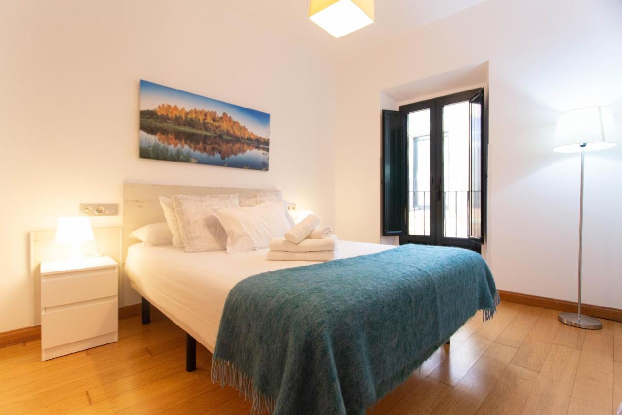El Lagar De Cuna By Thegoodtourist * Seville